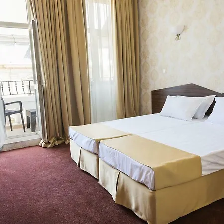 Hotel Central 2* Roese